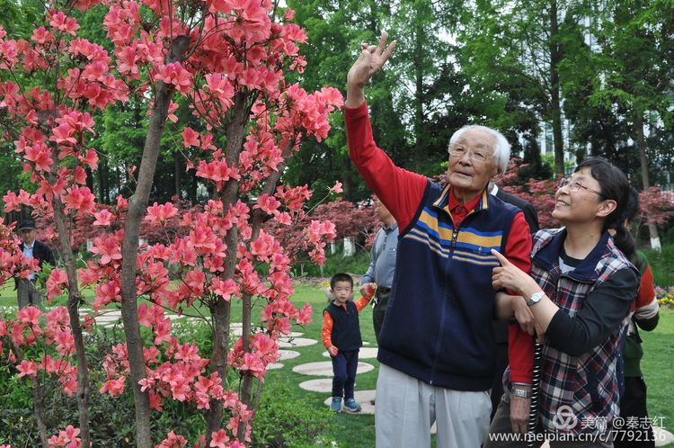 一晃我们父女俩形影不离18年