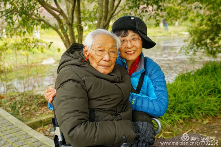 记得当年您亲自送我去农场的时候